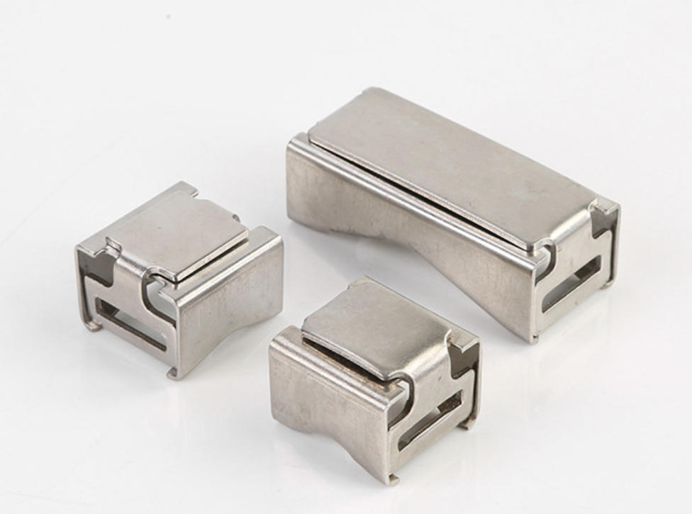Universal Channel Clamp in Stainless Steel